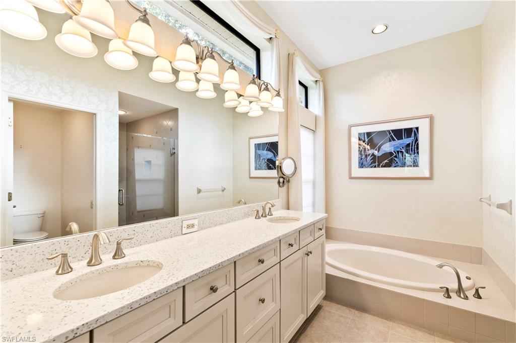 9029 Penelope Dr Property Photo 24