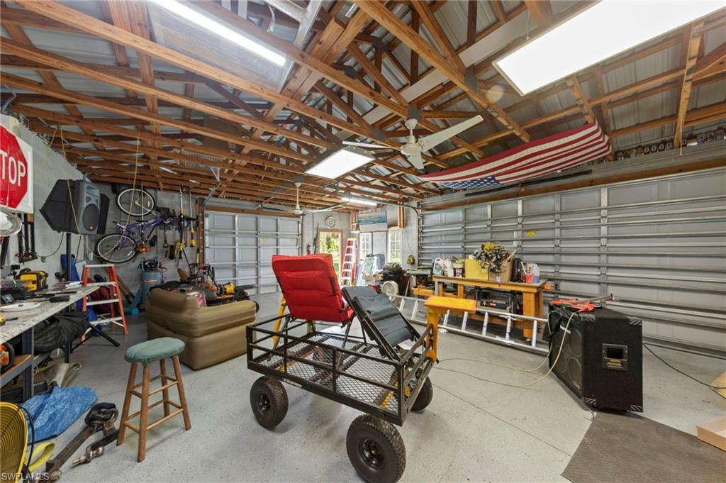 1111 Calvin Ave Property Photo 41