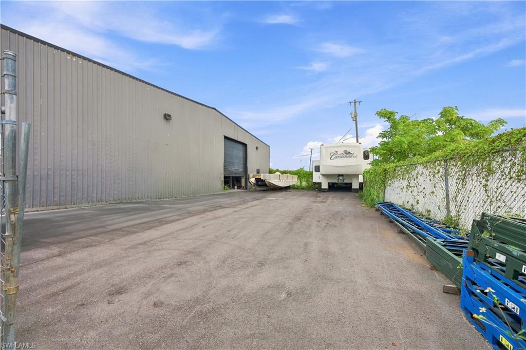 3535/3537 Dora St Property Photo 3