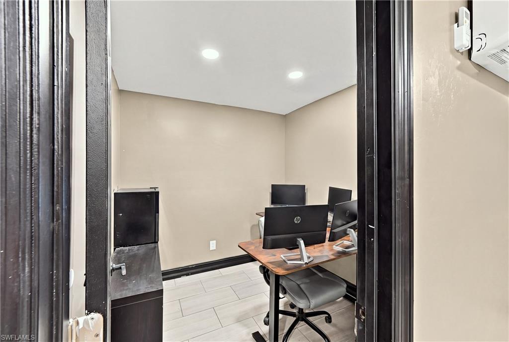 3535/3537 Dora St Property Photo 4