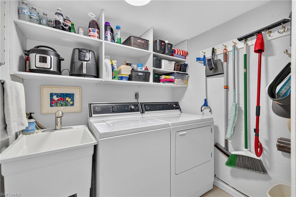 4447 W Mainmast Ct Property Photo 30