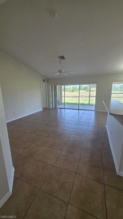 839 Lamar St E Property Photo 5