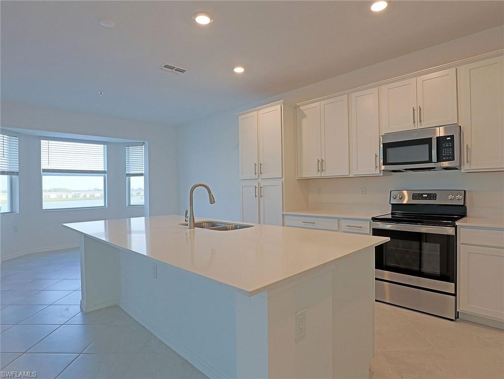 43997 Boardwalk Loop 1842 Property Photo 3