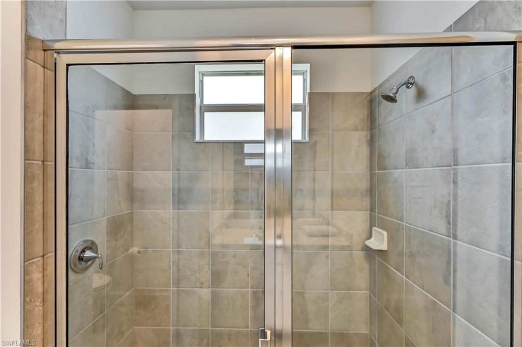 20545 Hazelnut Ct S Property Photo 7