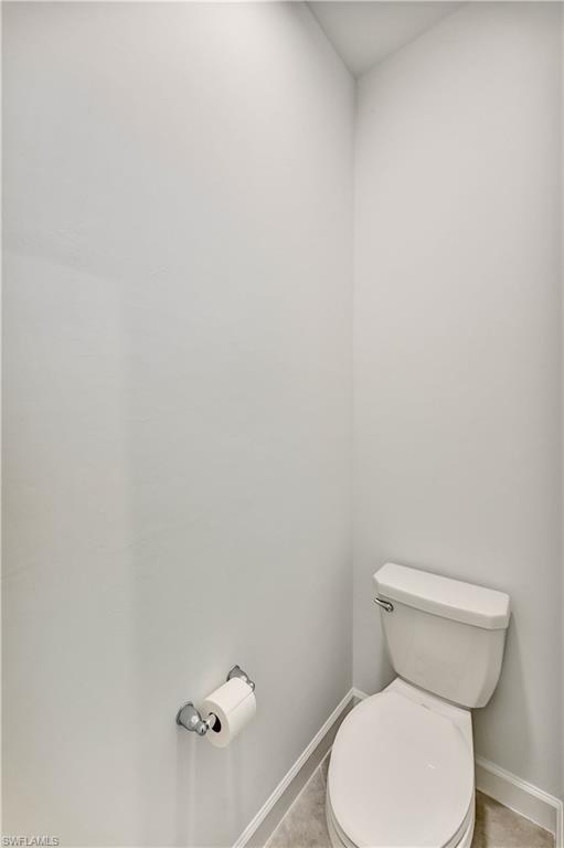20545 Hazelnut Ct S Property Photo 9