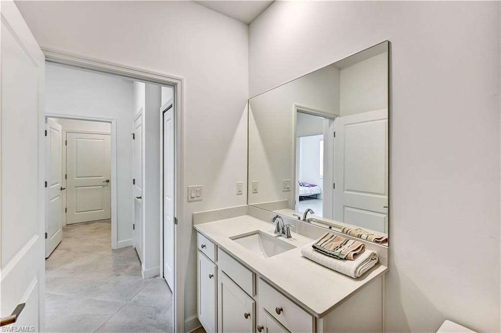 20545 Hazelnut Ct S Property Photo 13