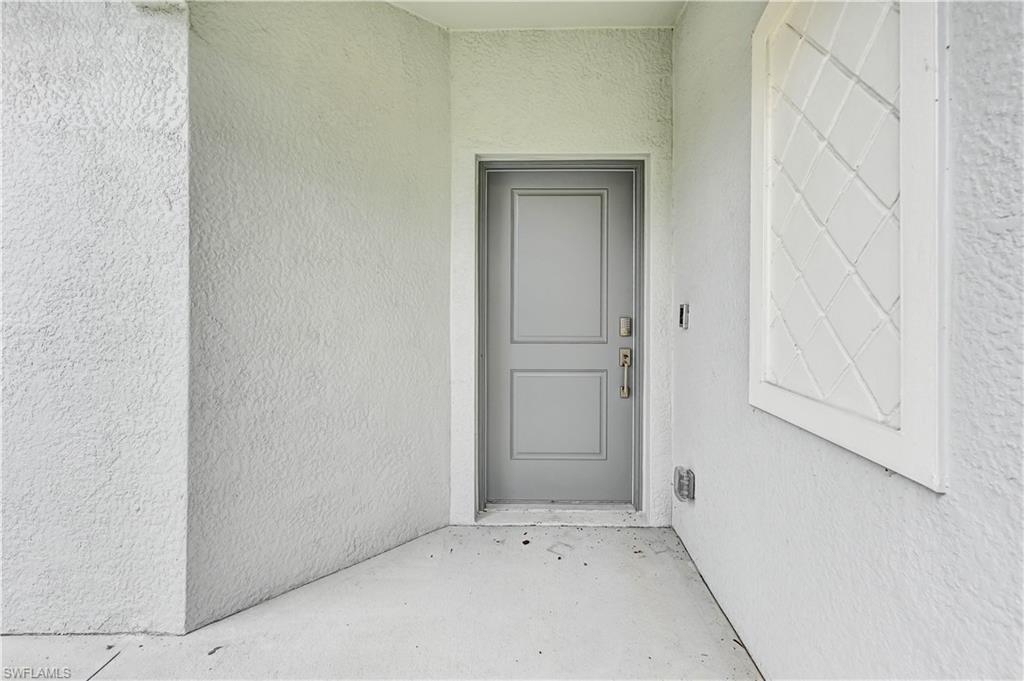 20545 Hazelnut Ct S Property Photo 22