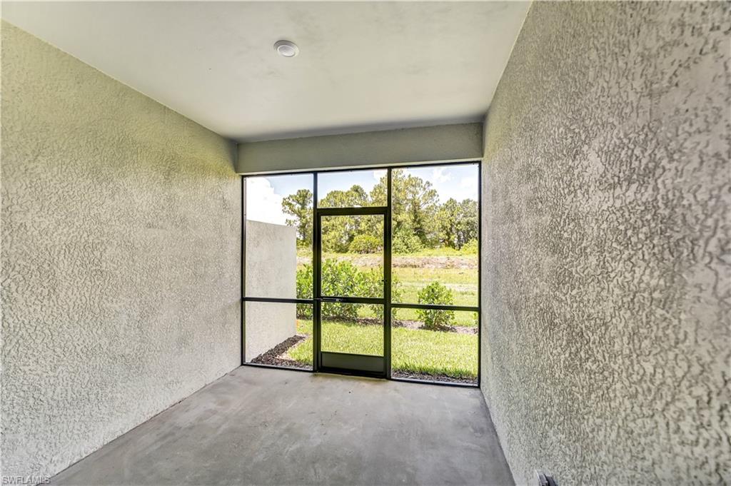 20545 Hazelnut Ct S Property Photo 26