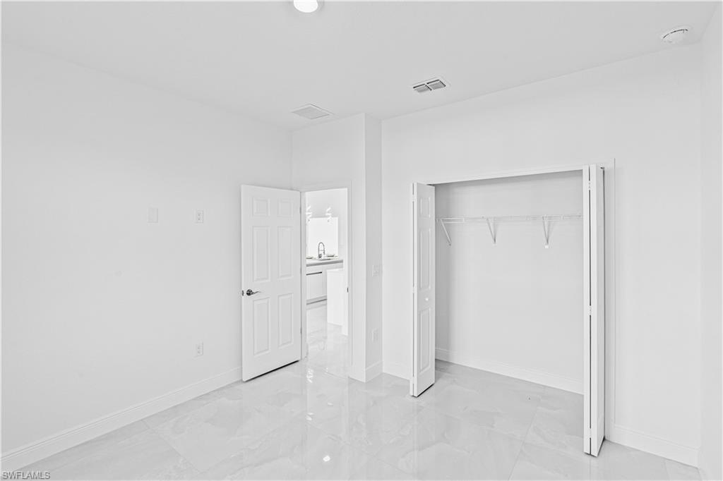 376 Cratsley Ave S Property Photo 21