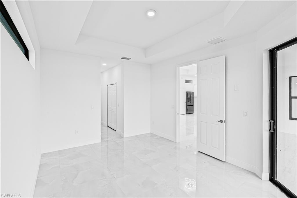 376 Cratsley Ave S Property Photo 26