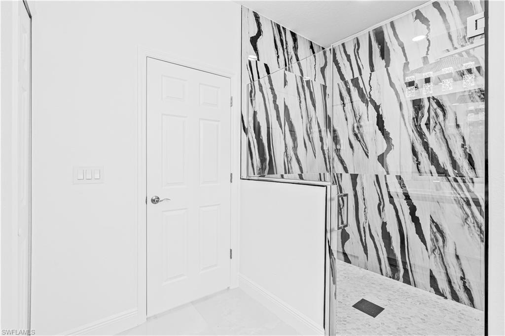 376 Cratsley Ave S Property Photo 30