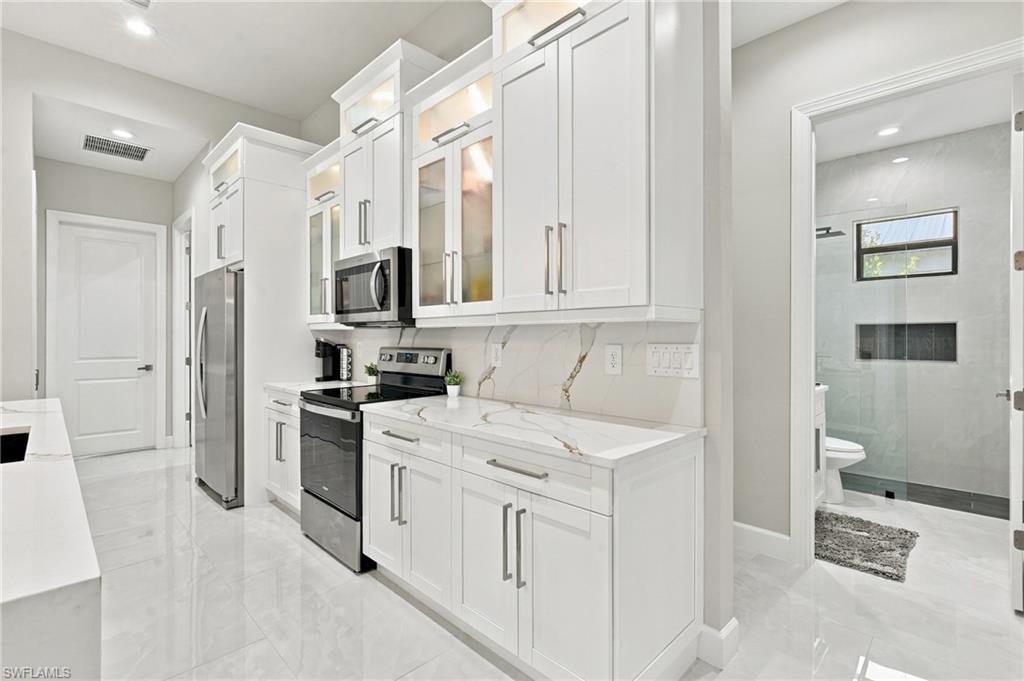 516 Nw 35th Pl Property Photo 11