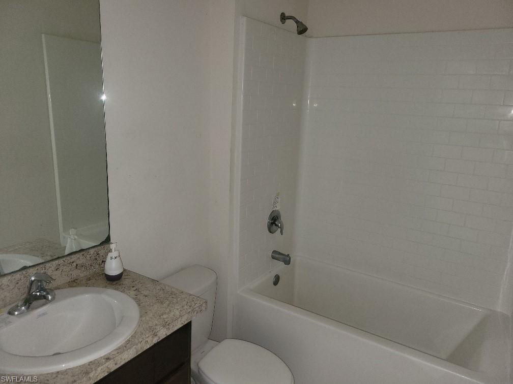 1125 Ne 36th St Property Photo 6