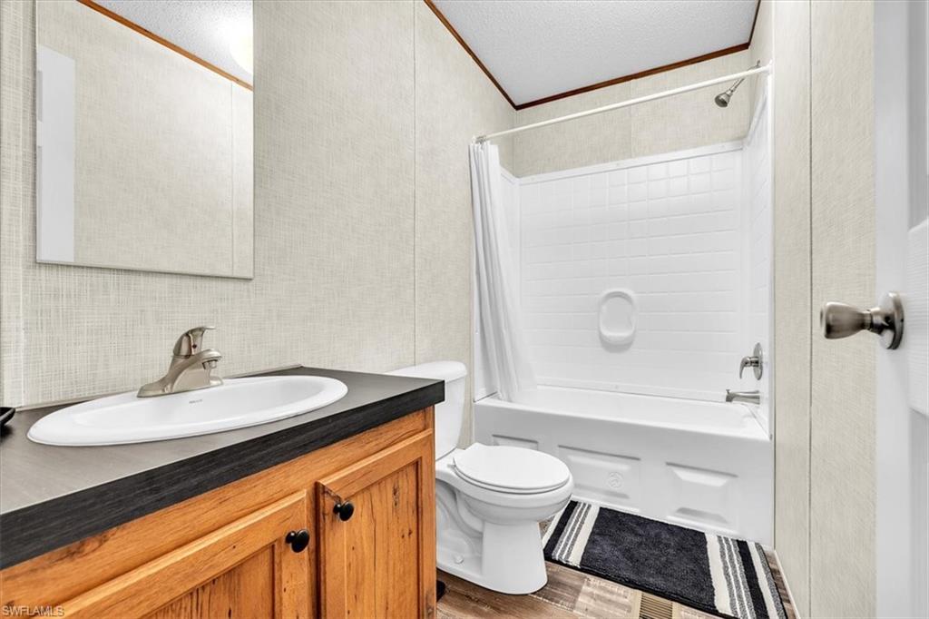 3702 Dunreath Rd Property Photo 17