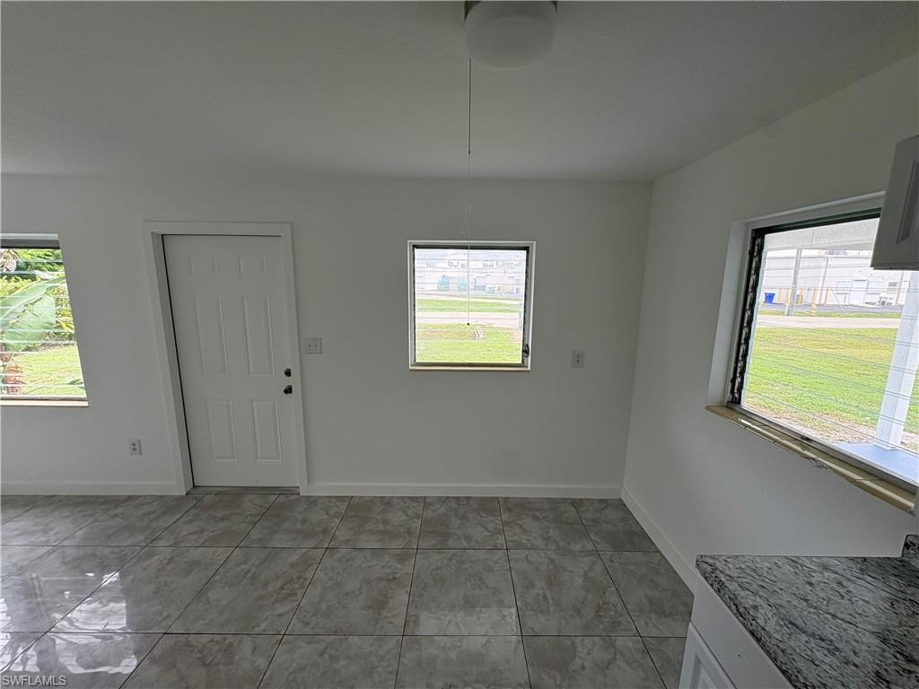 1002 Adams Ave Property Photo 4