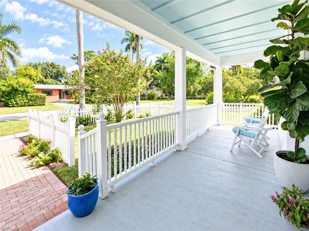 1530 Poinciana Ave Property Photo 4