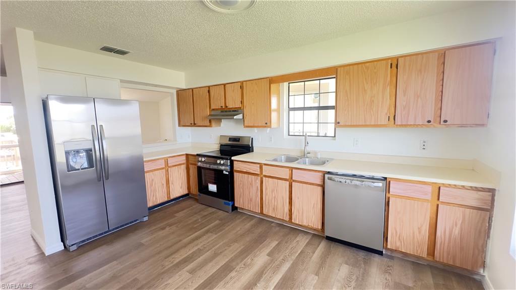 824 Frederick Reid St E Property Photo 12