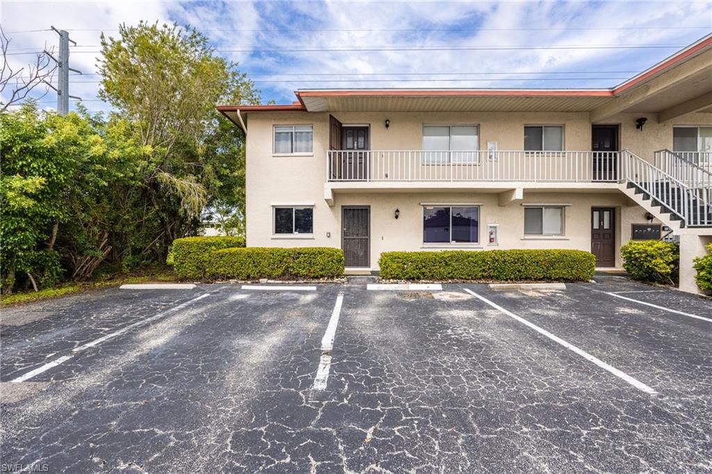 4426 Santa Barbara Blvd 101 Property Photo 1