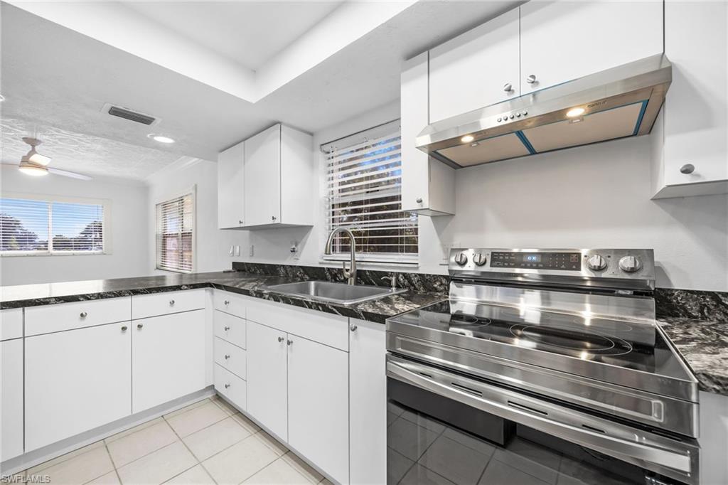 4426 Santa Barbara Blvd 101 Property Photo 9