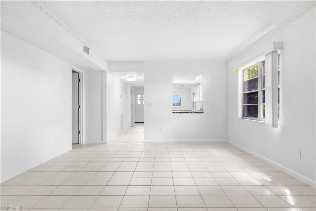 4426 Santa Barbara Blvd 101 Property Photo 17