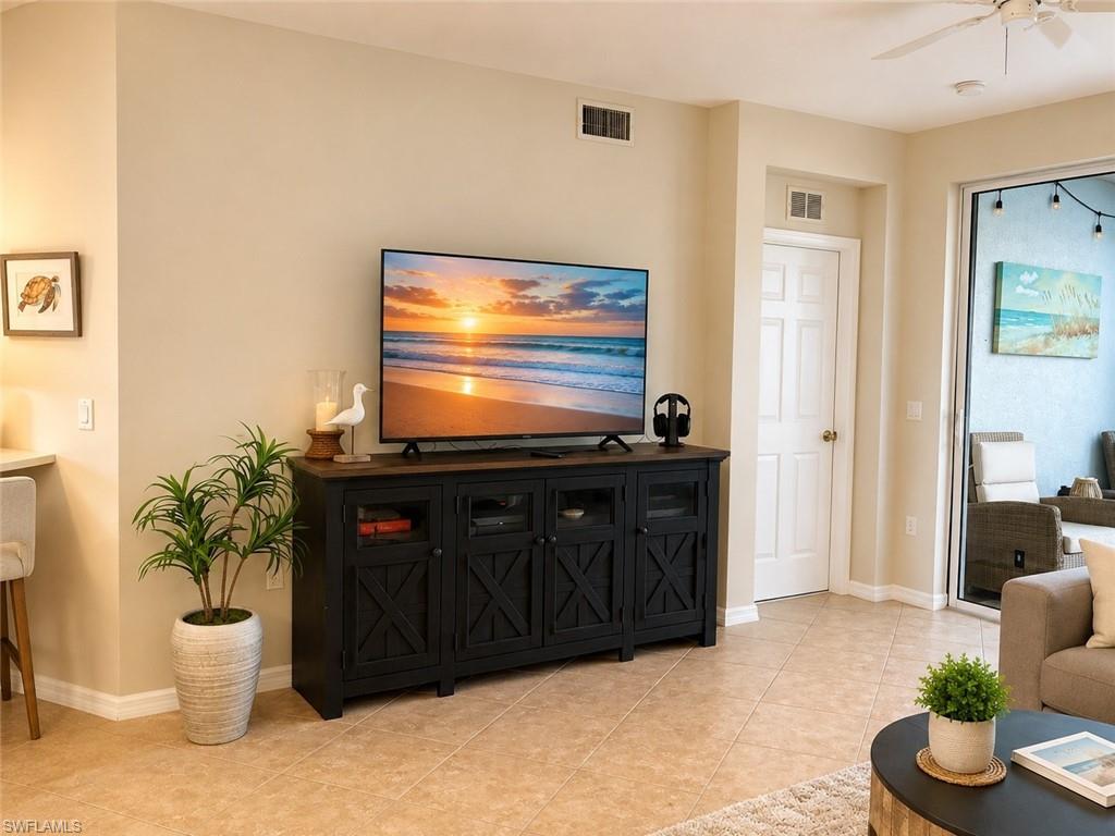 10139 Colonial Country Club Blvd 1006 Property Photo 3
