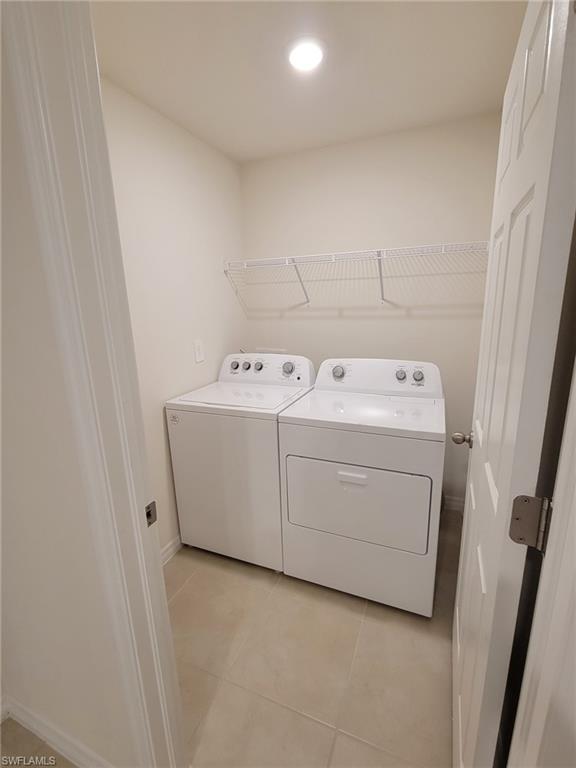 2603 65th St W Property Photo 8