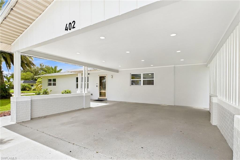 402 Ne 14th Pl Property Photo 6