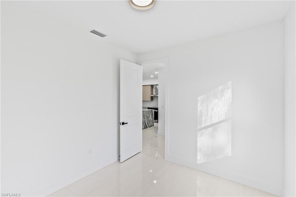 1501 Lovett St Property Photo 21