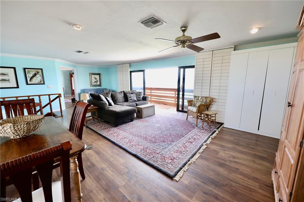 7702 Bocilla Ln Property Photo 22