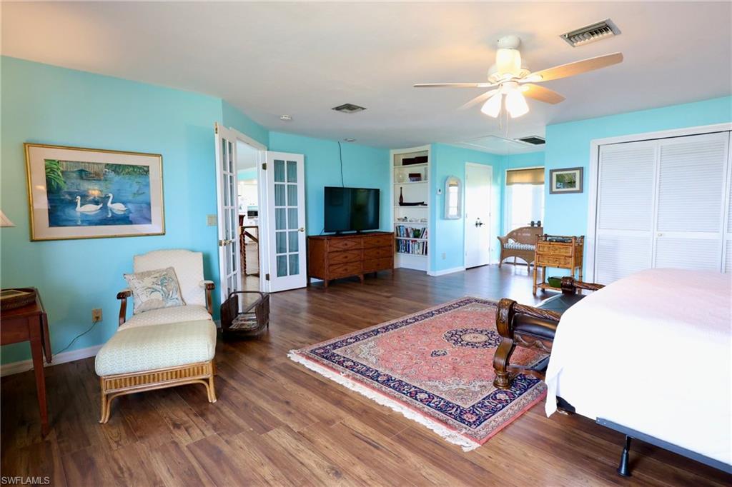 7702 Bocilla Ln Property Photo 25