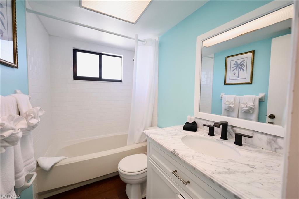 7702 Bocilla Ln Property Photo 37