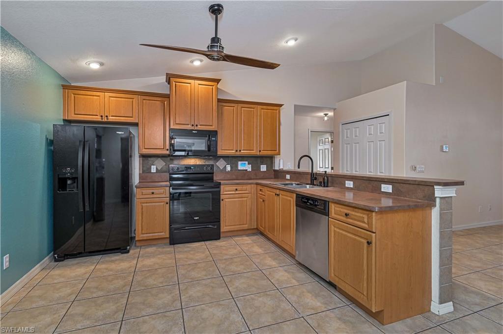 1817 Sw 21st Ter Property Photo 16
