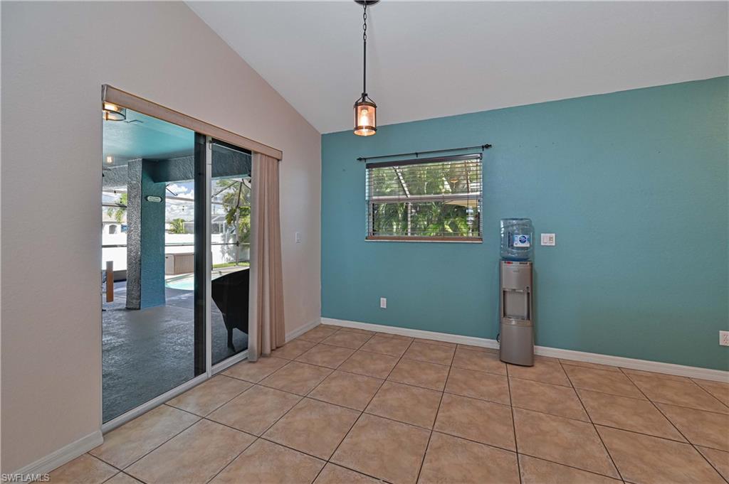 1817 Sw 21st Ter Property Photo 18
