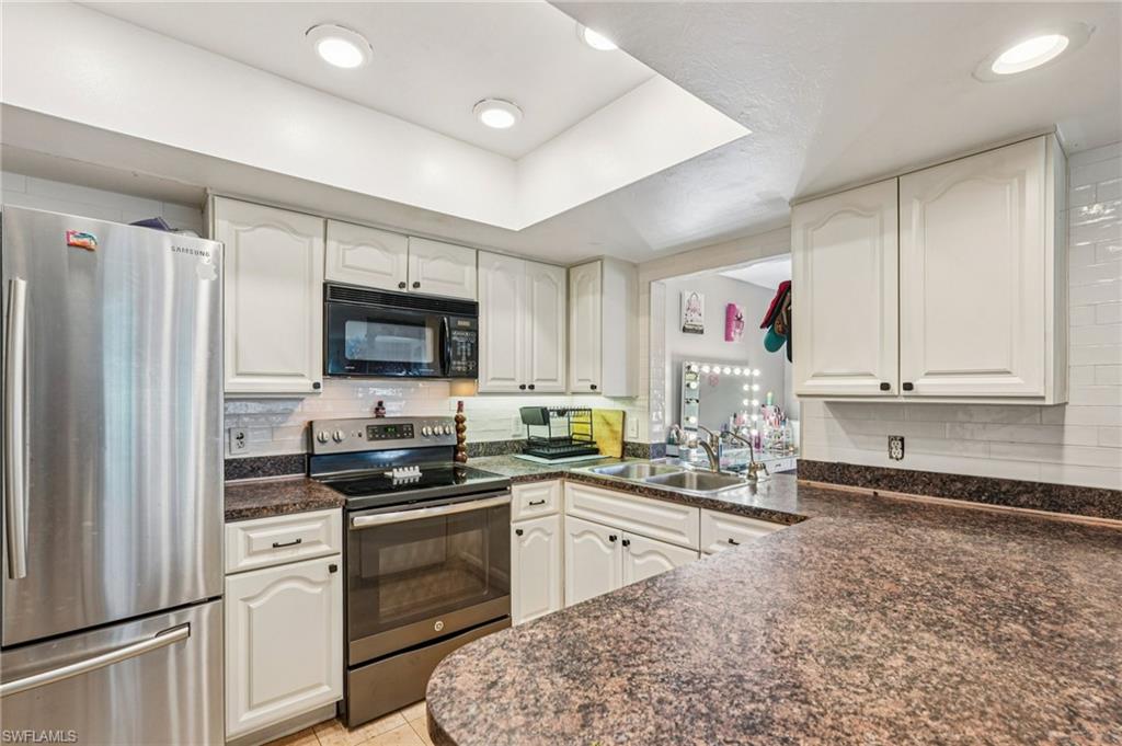 17034 Golfside Cir 701 Property Photo 13