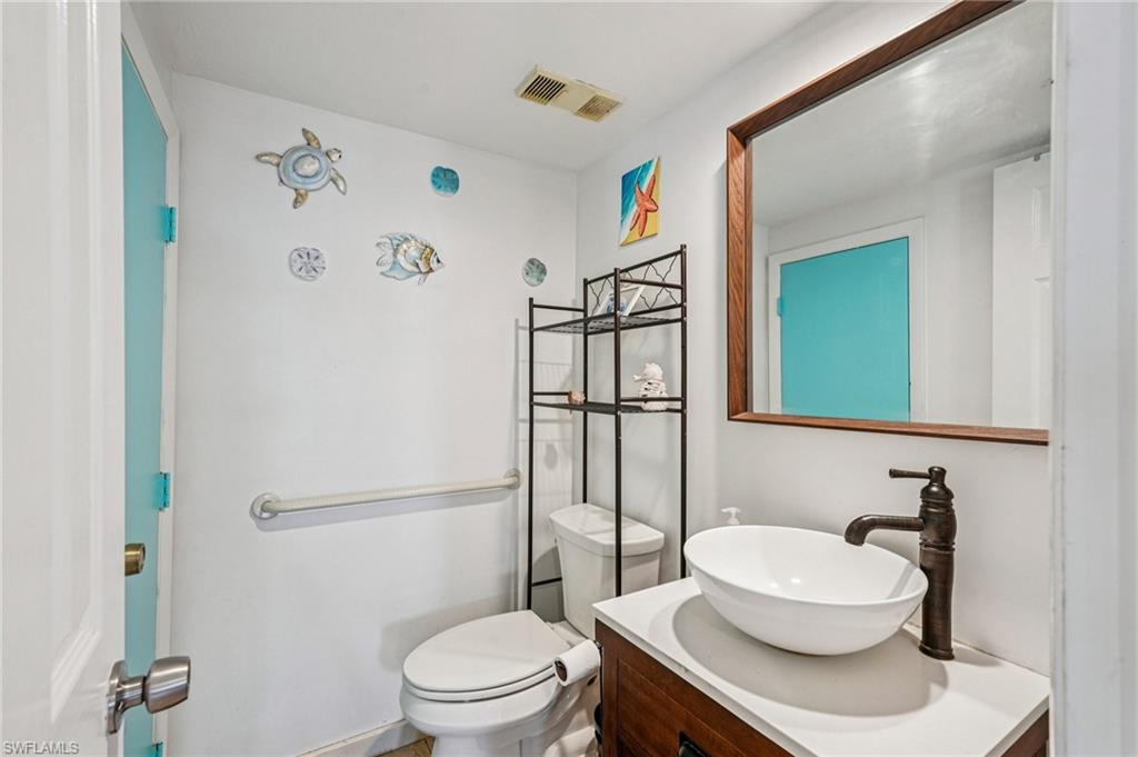17034 Golfside Cir 701 Property Photo 15