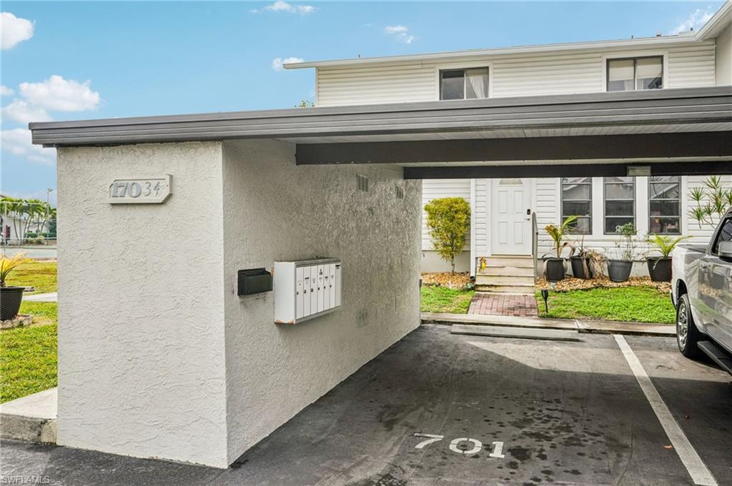 17034 Golfside Cir 701 Property Photo 28