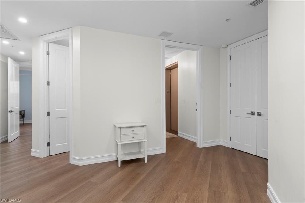 5663 Baltusrol Ct 2b Property Photo 6
