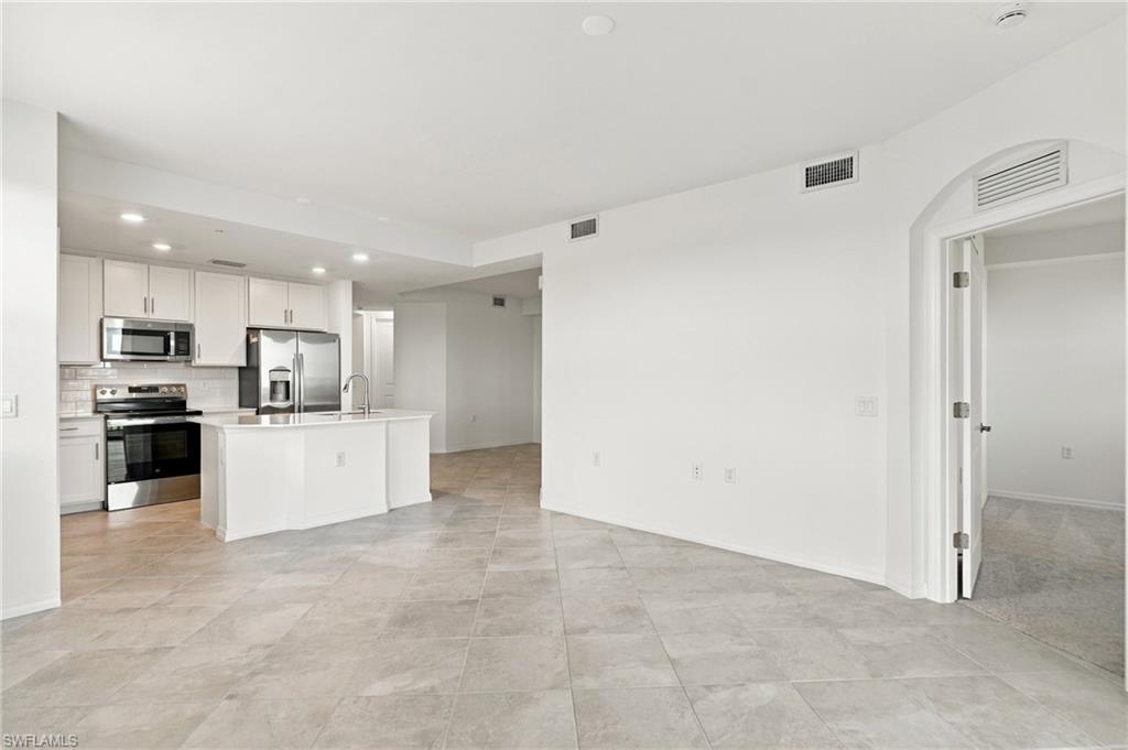 5479 Double Eagle Cir 3628 Property Photo 5