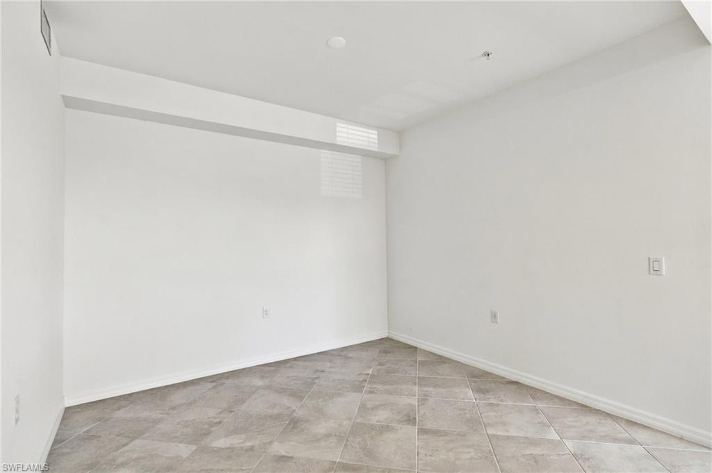 5479 Double Eagle Cir 3628 Property Photo 16