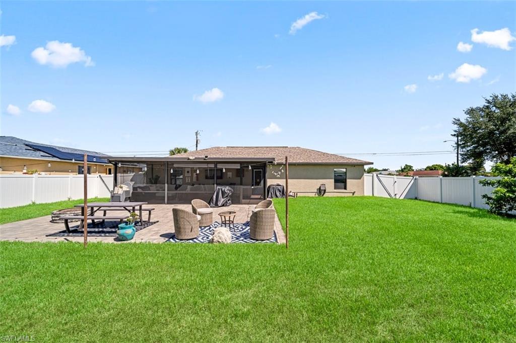 522 Ne Van Loon Ln Property Photo 42