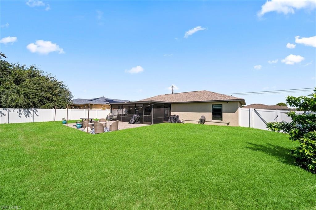 522 Ne Van Loon Ln Property Photo 43