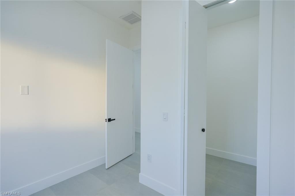 5 Sw 26th Pl Property Photo 56