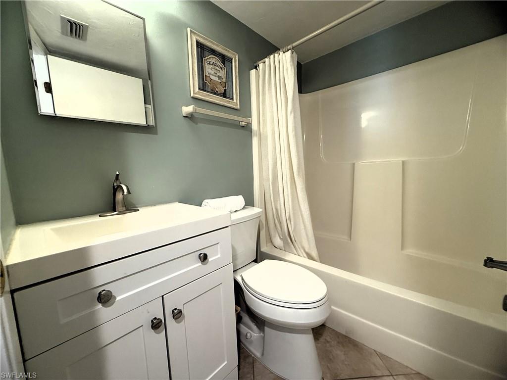 6891 Estero Blvd 331 Property Photo 10