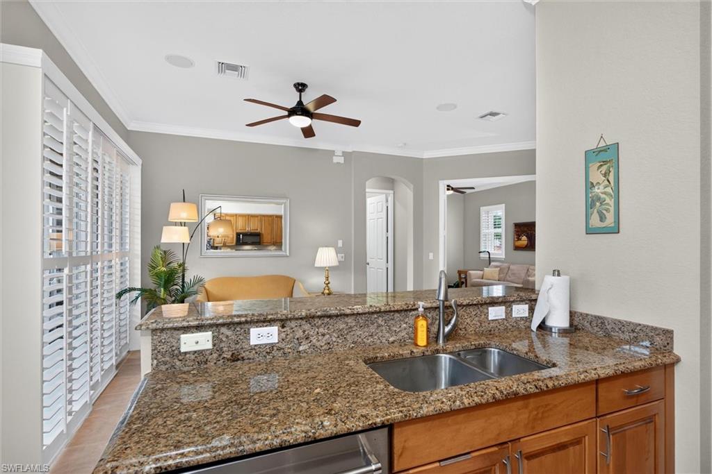 7001 Bergamo Way 201 Property Photo 17