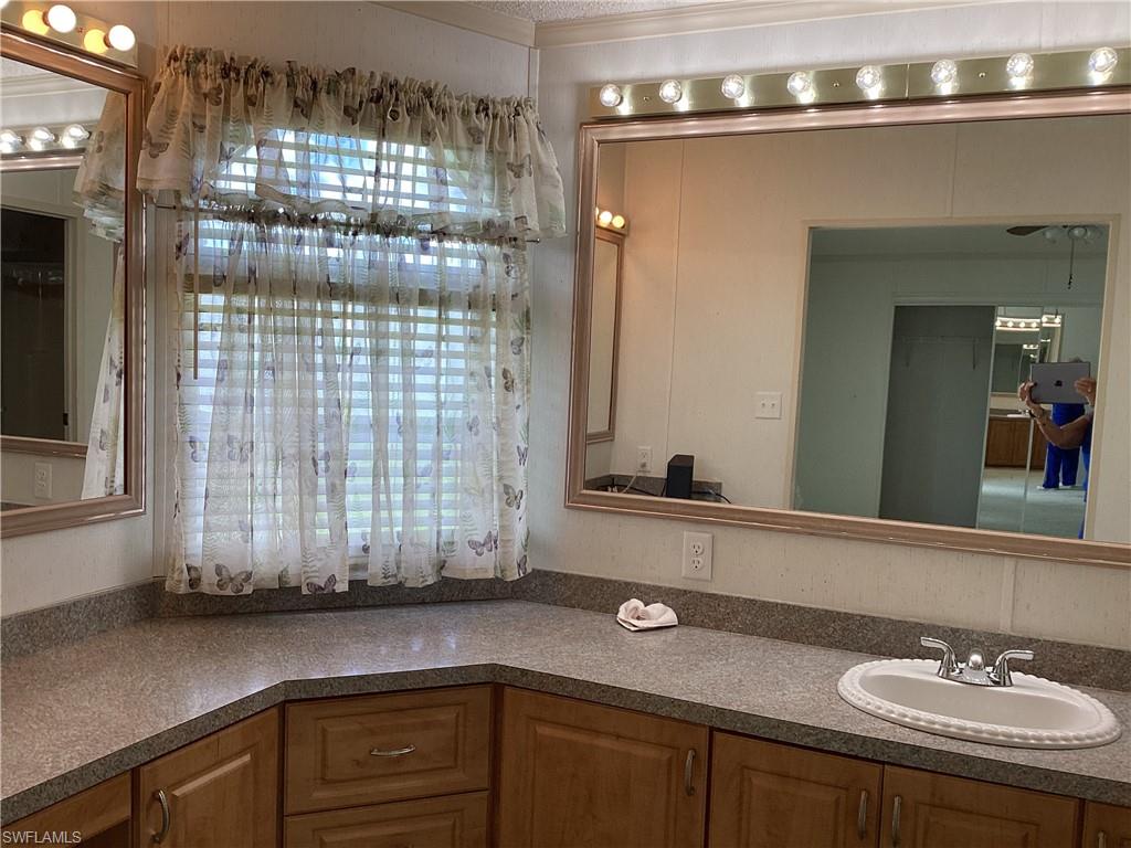 9742 Sugarberry Way Property Photo 15