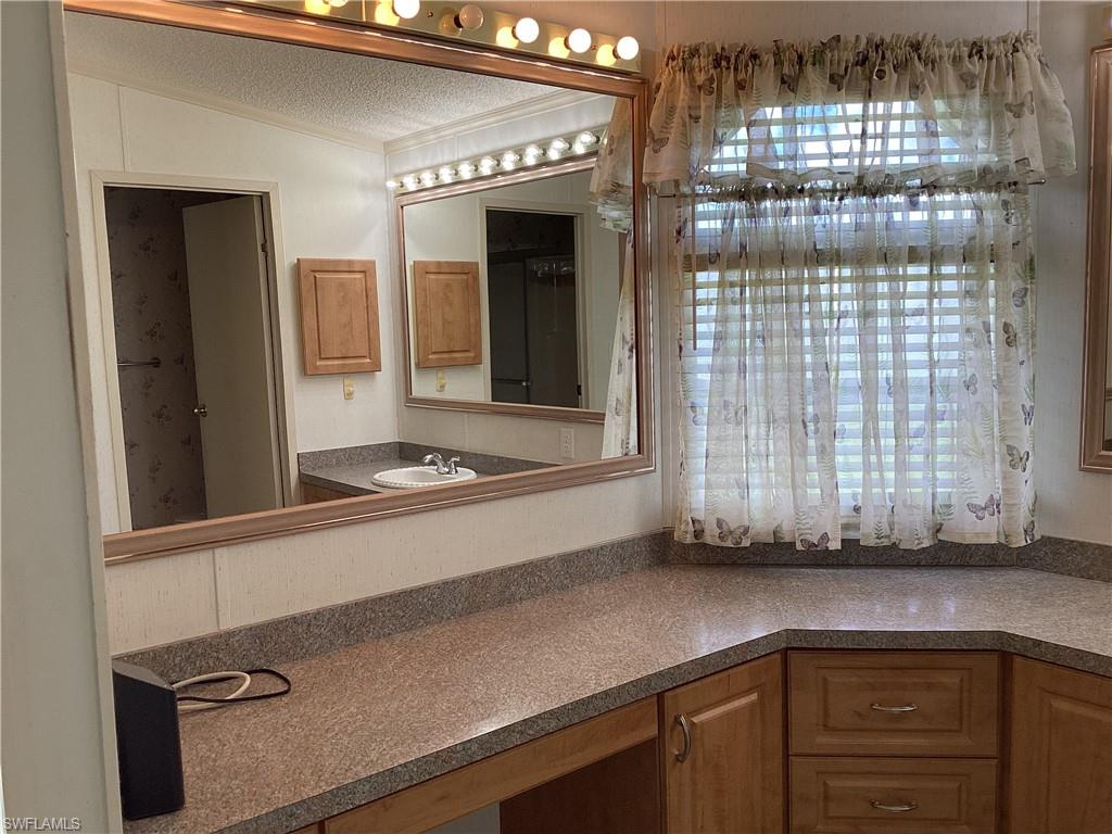 9742 Sugarberry Way Property Photo 16