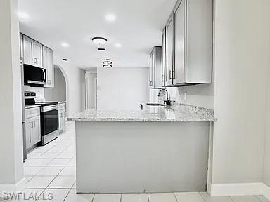 5015 Lee Blvd Property Photo 11