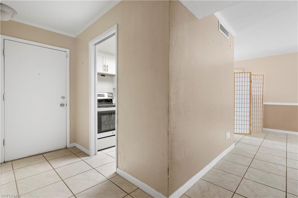 2366 E Mall Dr 213 Property Photo 6