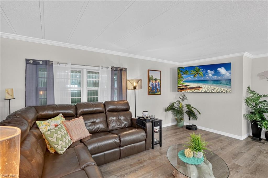 5701 Captain John Smith Loop Property Photo 6