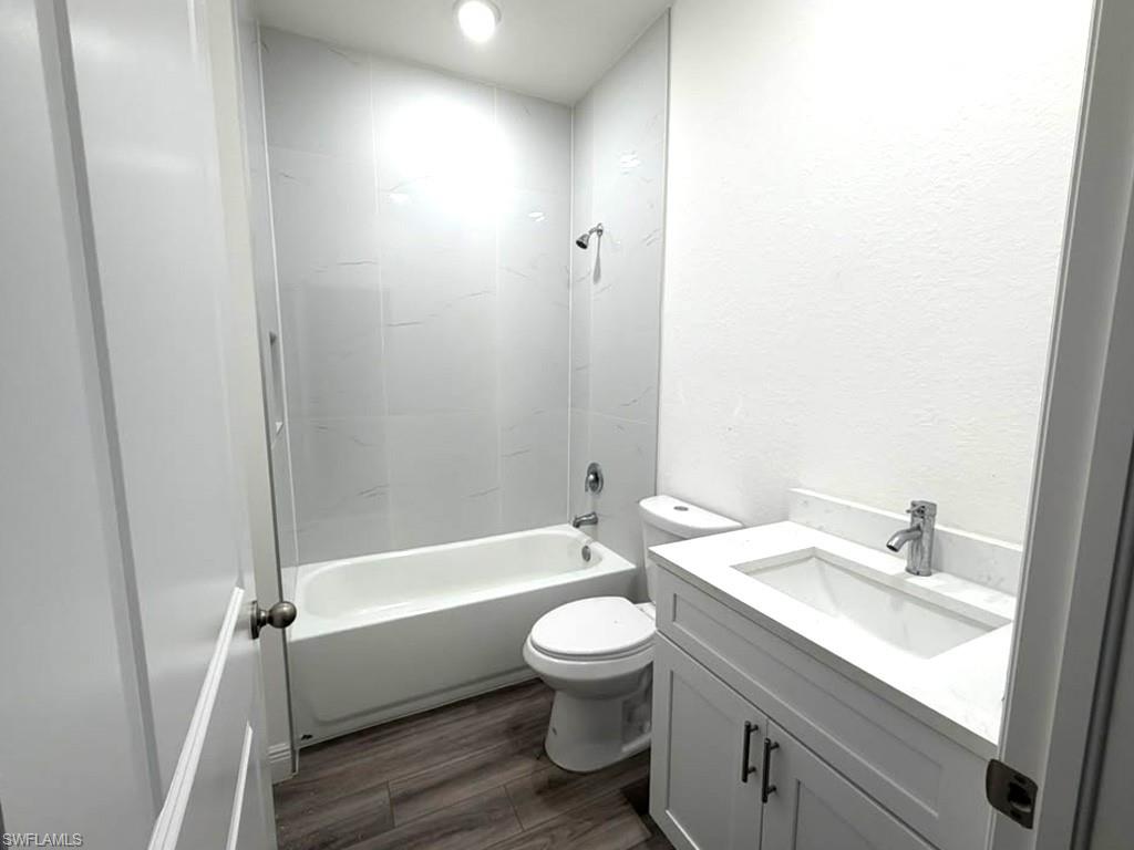 1074 W Bucknell Rd Property Photo 6
